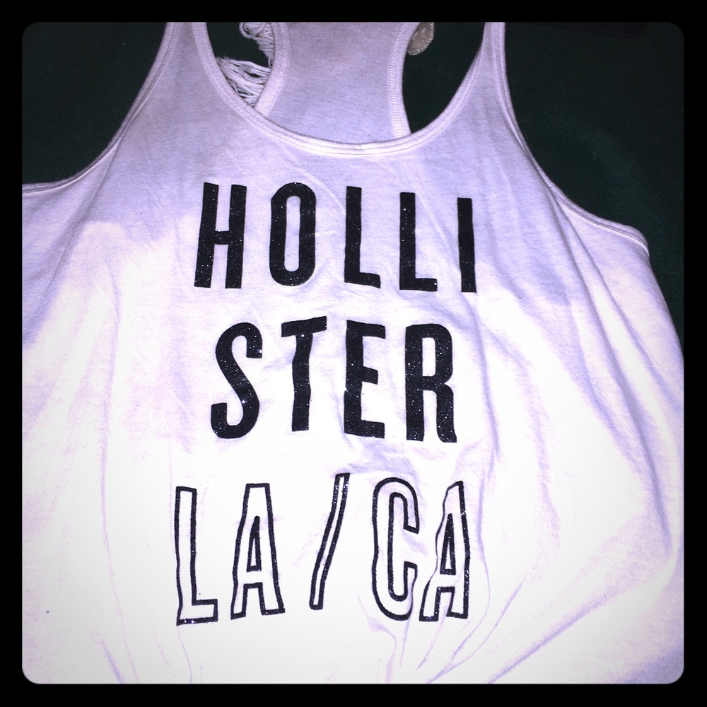 Hollister top